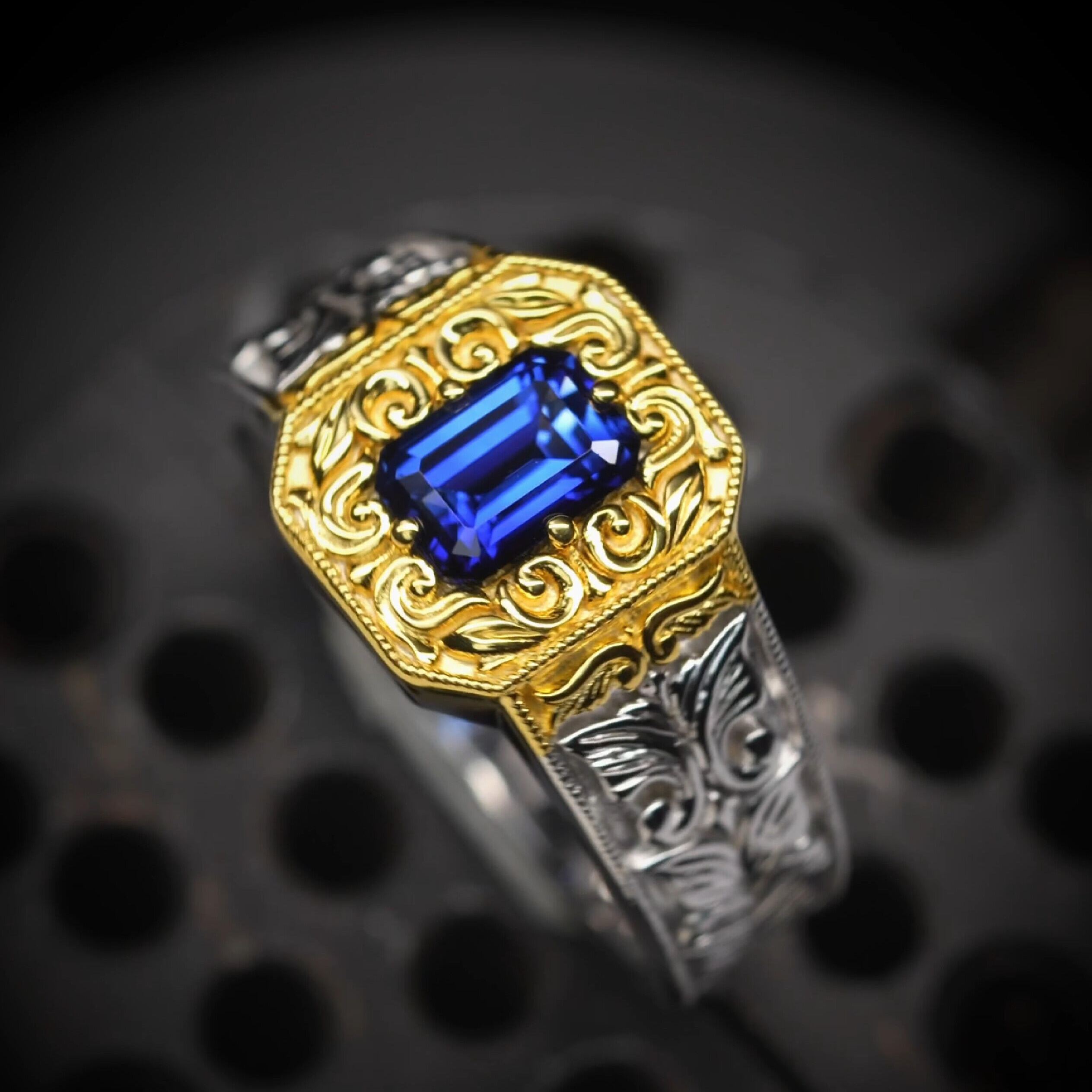 [Copy]GodFather Emerald 18K Gold Heavily Pavé Band
