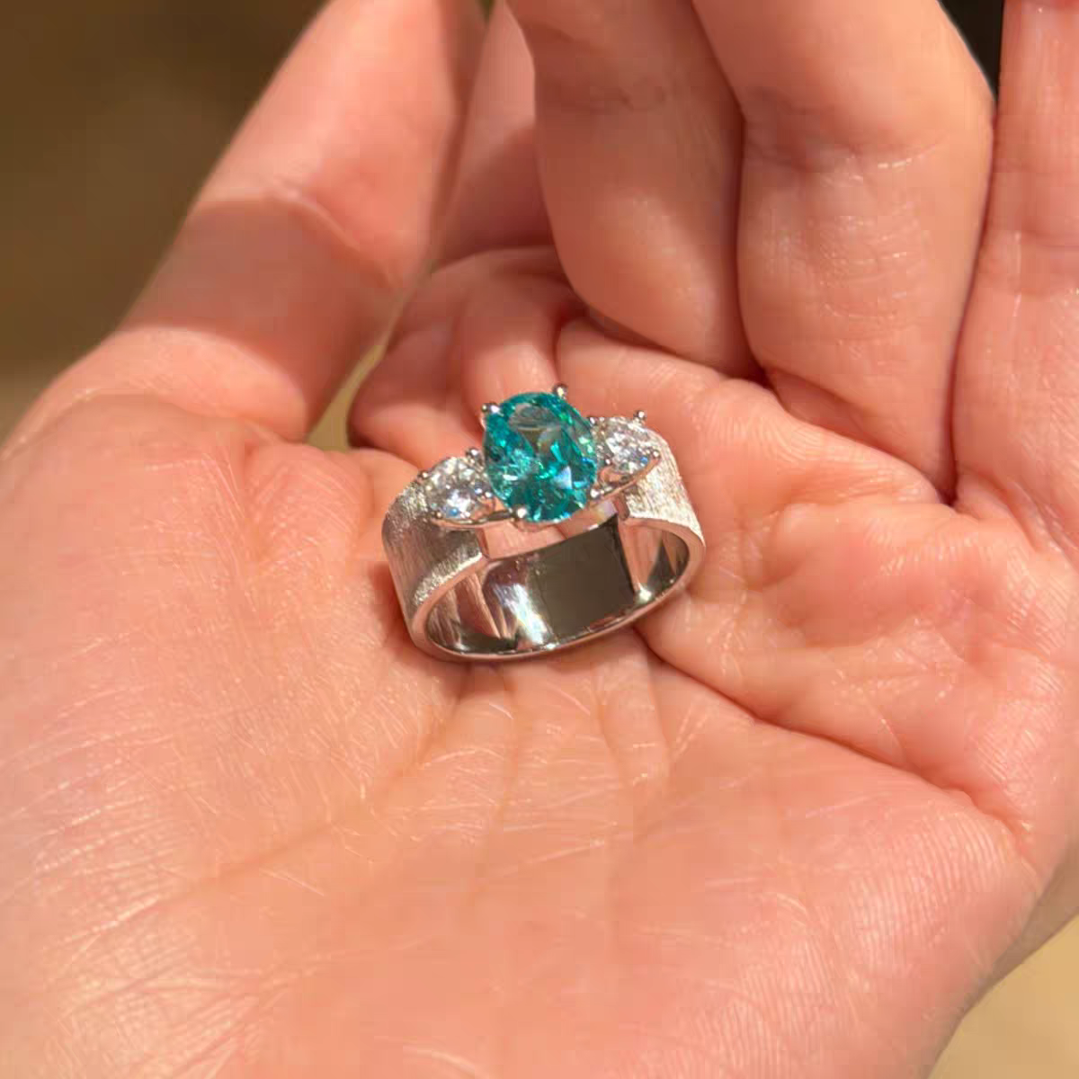 Viridescent Paraíba Filigree Platinum Band