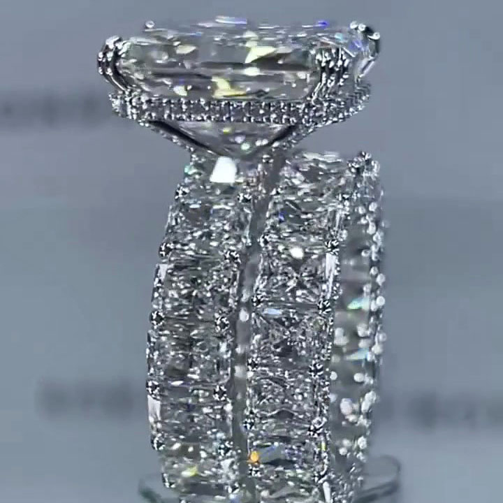 8ct Under Halo Radiant Cut Diamond Wedding Set