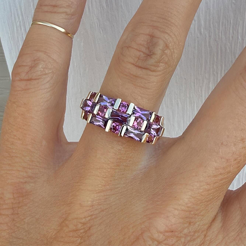 Vibrant Ombre 4.5ct Rectangle & Round Cut Purple Amethyst & Pink Sapphire Band