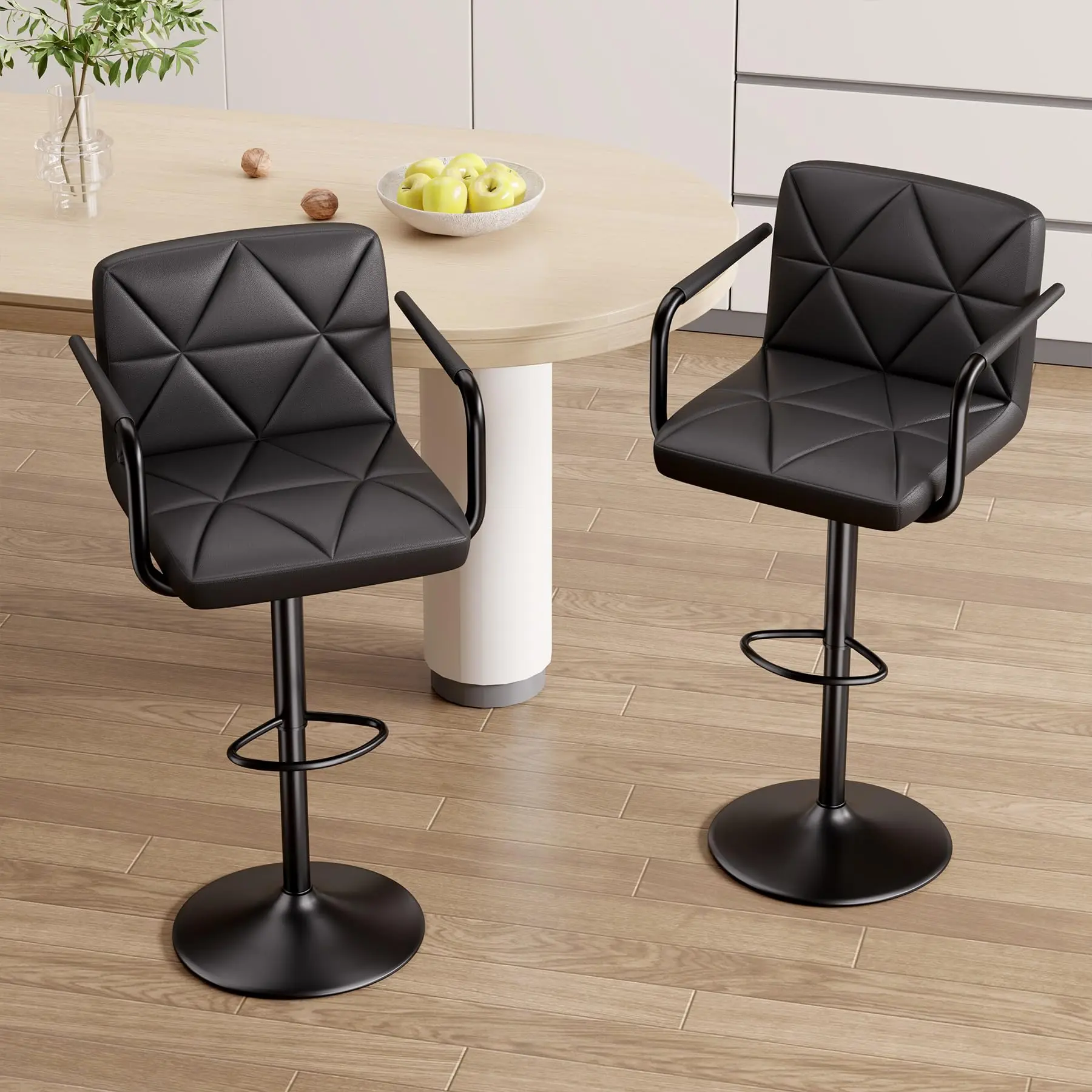 Oferta especial: Juego de 2 taburetes de bar — Altura ajustable (25.5-34.5 pulgadas), con respaldo y reposabrazos; sillas giratorias tapizadas en cuero sintético, altura de mostrador.
