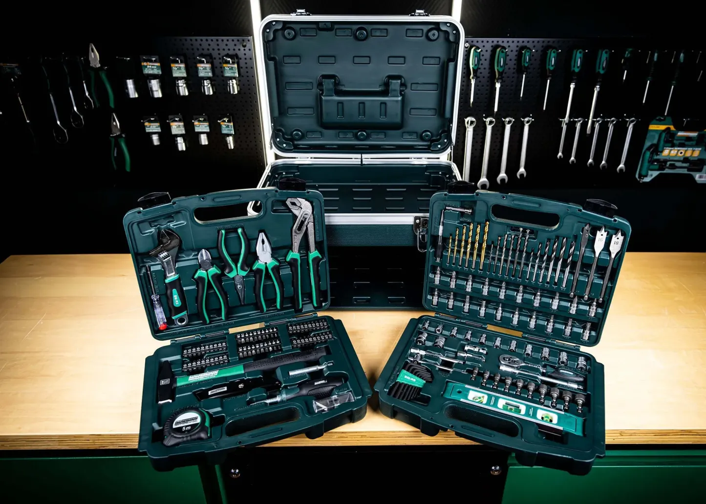 Mannesmann Werkzeugbox mit Schubladen, 163-tlg.