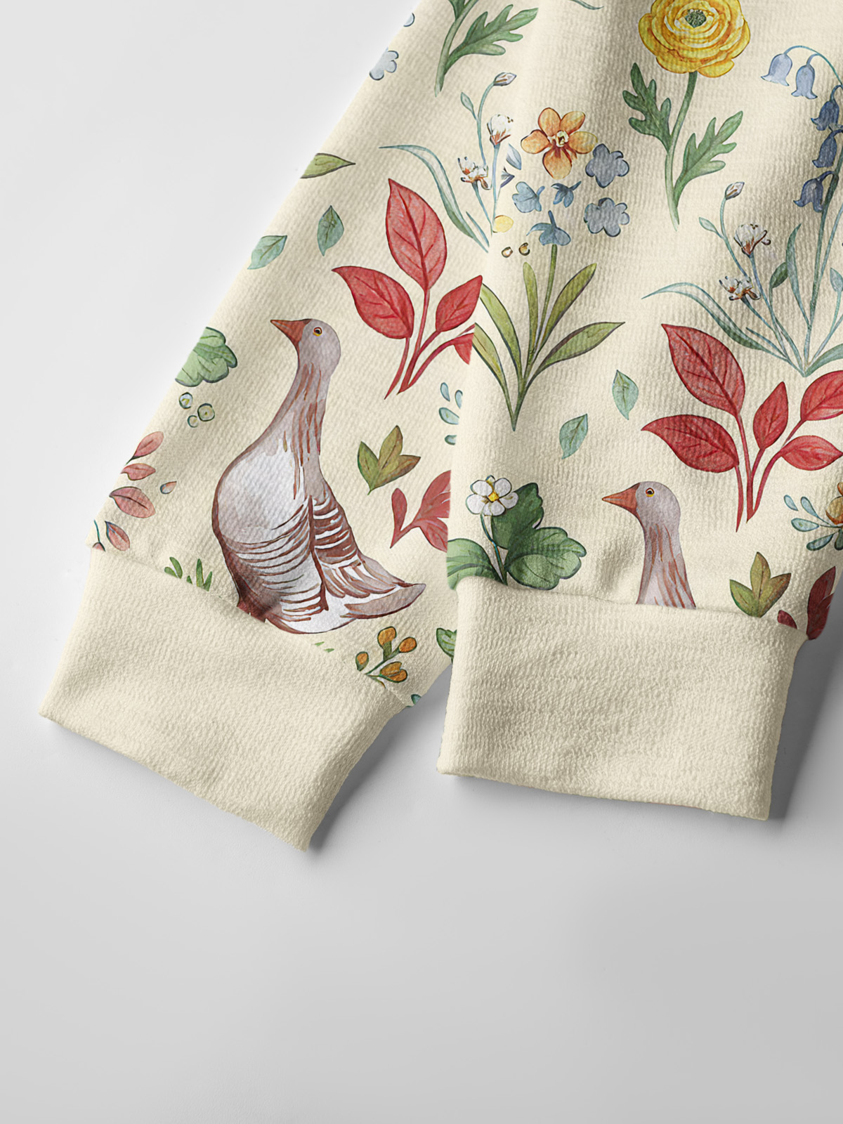Lightweight Crew Neck Long‑Sleeve Cropped Countryside Garden Critter Print Fine‑Knit Cardigan