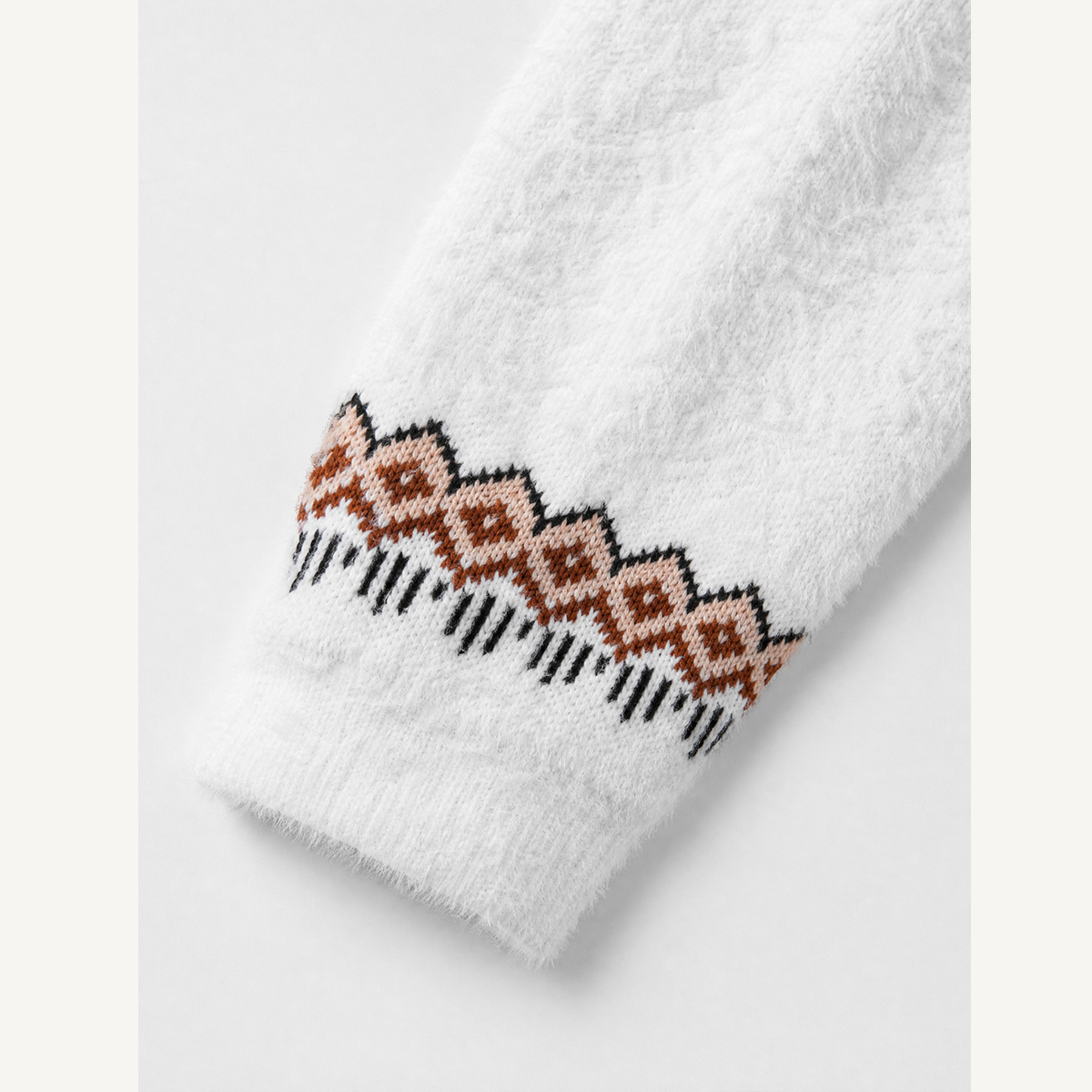 Rustic Geometric Heart Fuzzy Crewneck Sweater