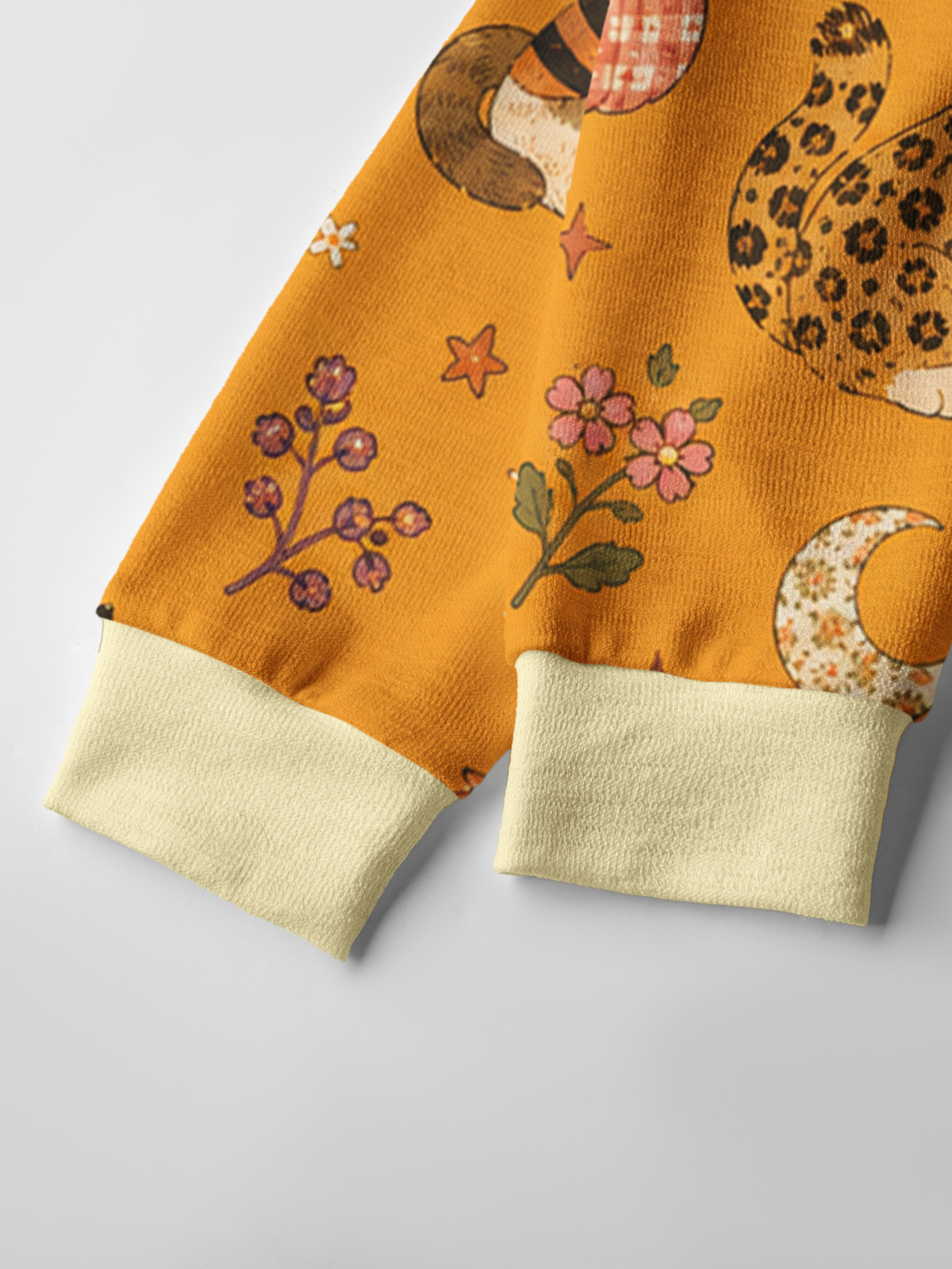 Spooky Retro Kittens Print Fine‑Knit Cardigan