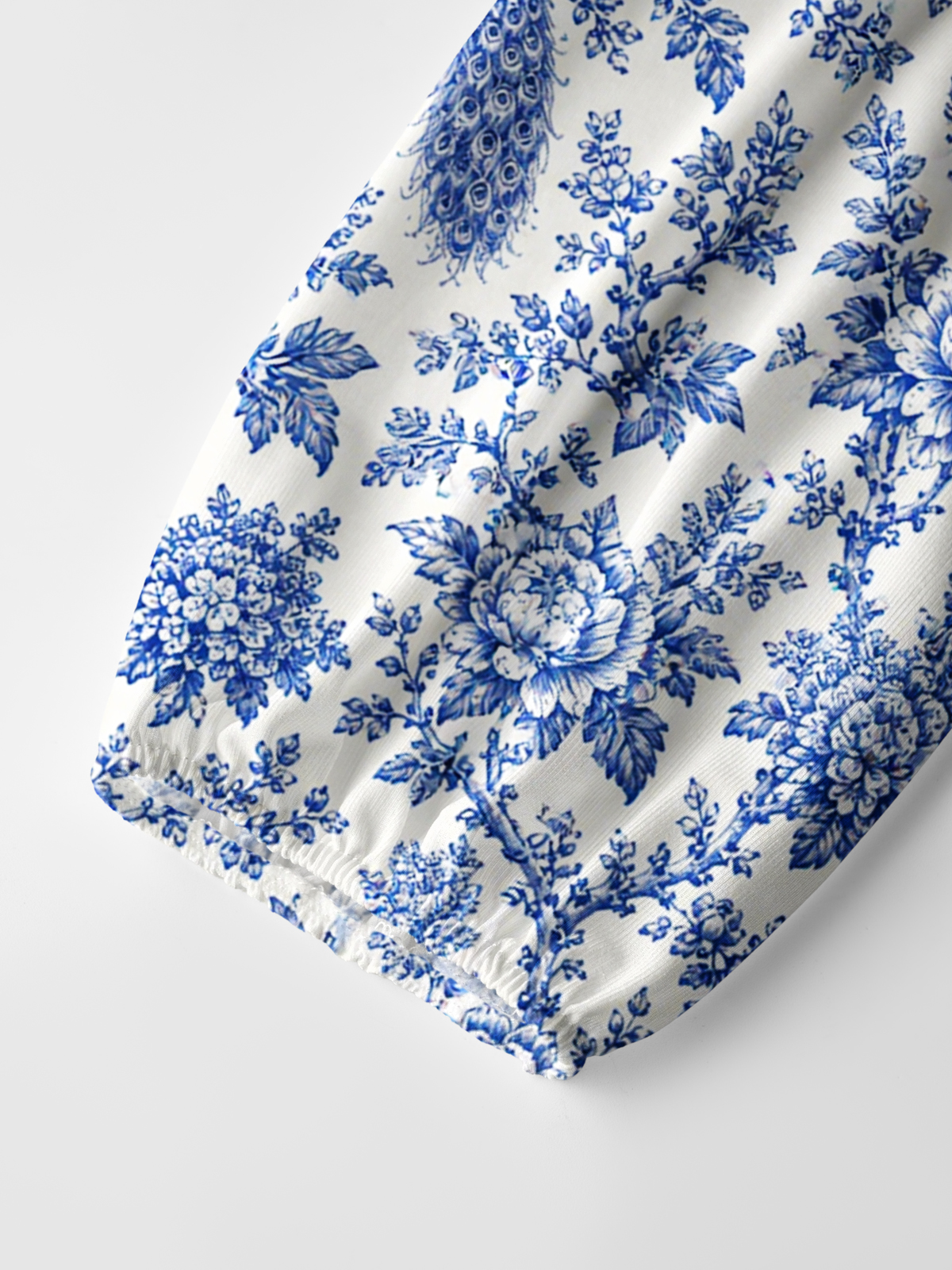 Blue Chinoiserie Peacock and Bloom Toile Print Boho Long Sleeve Tie‑Neck Blouse