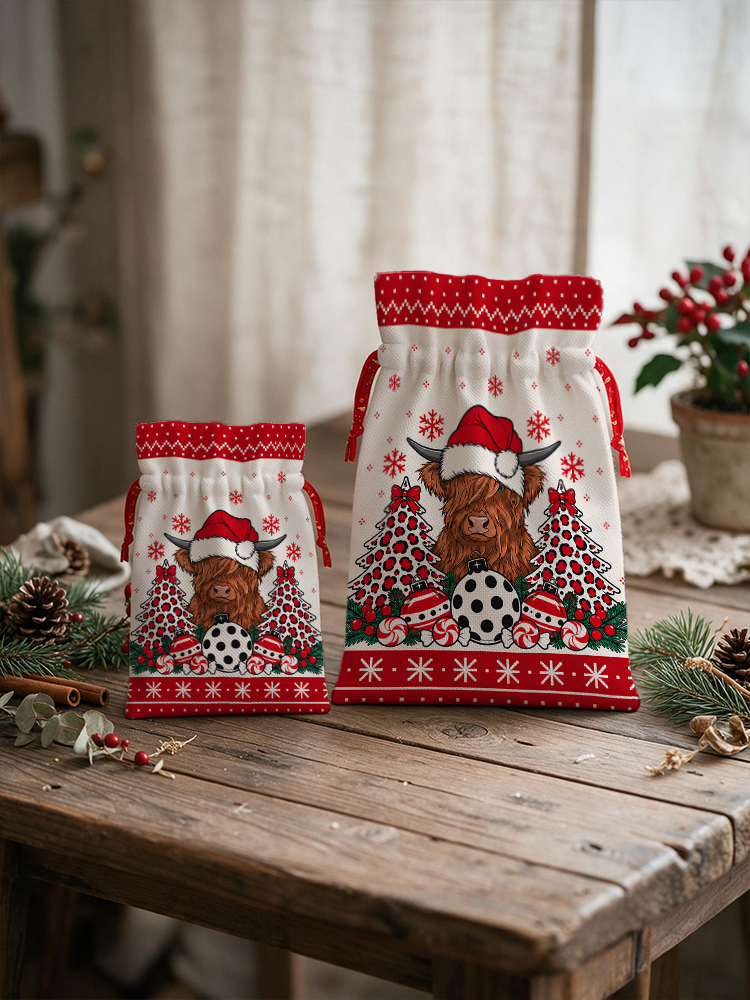 Christmas Highland Cow Reusable Drawstring Gift Bag