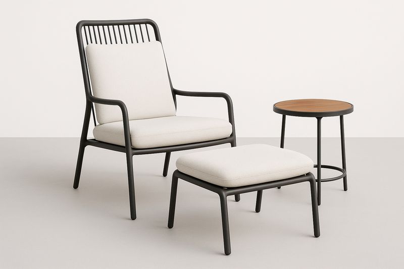 3-teiliges Gartenmöbel-Set: Sessel aus Aluminium, Hocker und Tisch, Beige/Schwarz