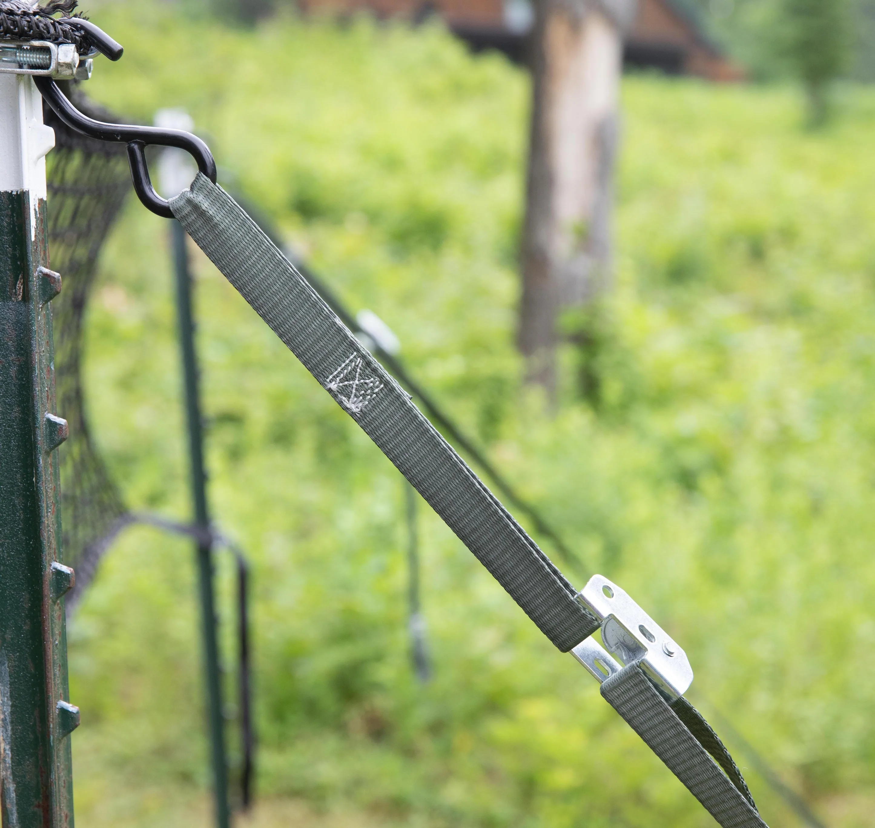 Double-hooked cam straps