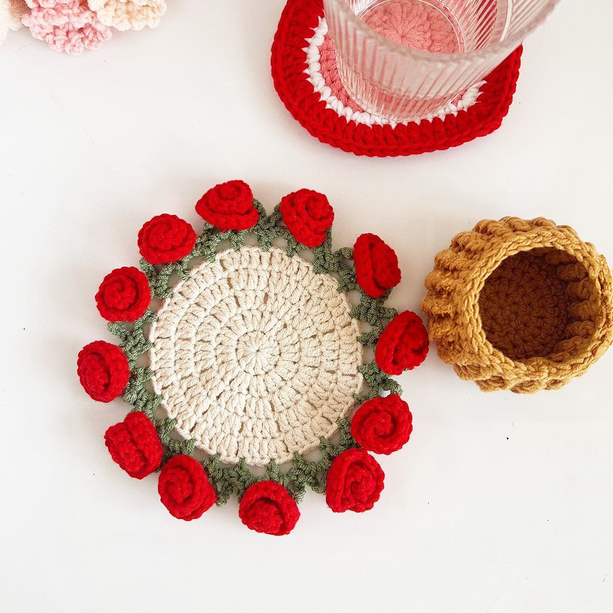 Handmade Crochet Rose Bouquet Coaster Set Transformable Floral Coaster & Home Decor Unique Eco-Friendly Gift