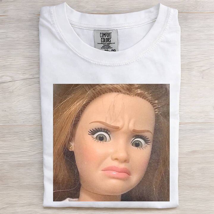 DOLL FACE MEME MOOD ICON TEE