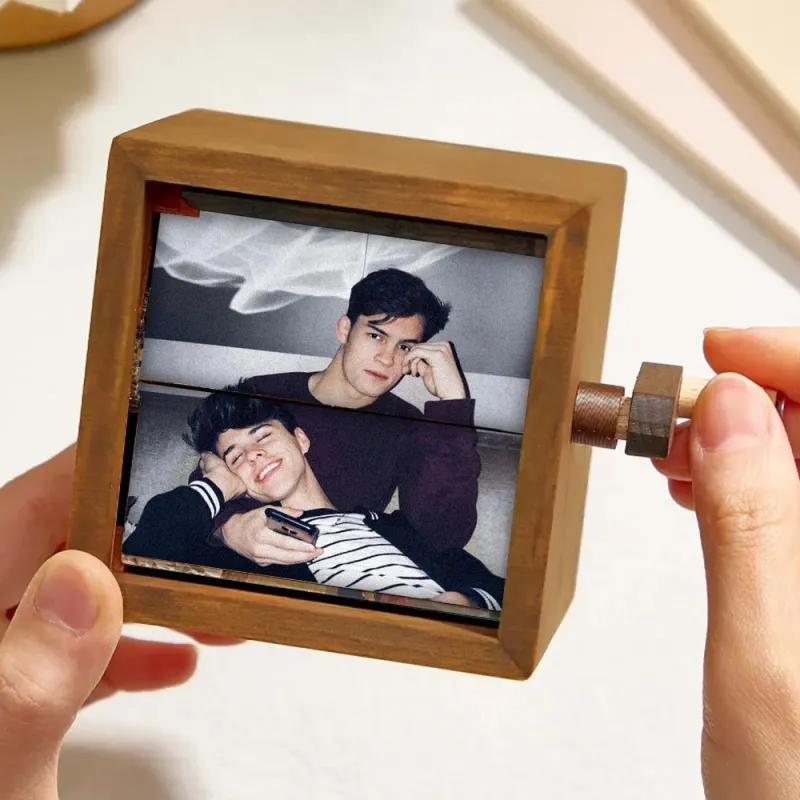 Custom Photo Flipbook Frame Animation Machine Mechanical Hand-cranked Flipbook Box Photo Album with Light Unique LGBT Pride Gift for Him & Him