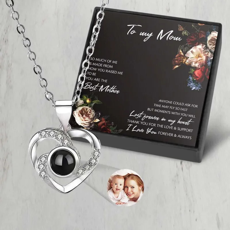 Custom Projection Necklace Elegant Heart Photo Necklace Gift for Mom Best Mother's Day Gift