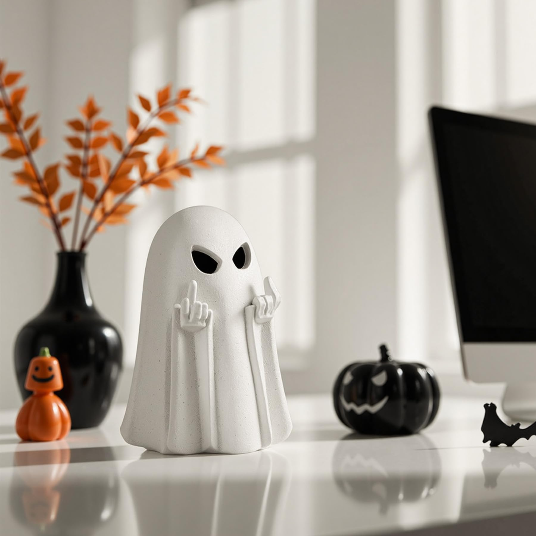 Halloween Ghost Figurine,Cute Spooky Ghost Statue,Halloween Decorations,Resin Statue for Party, Home, Indoor & Porch Decor