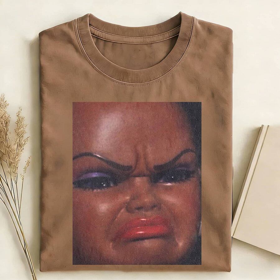 CRYING BLACK GIRL DOLL FACE SHORT-SLEEVED TEE