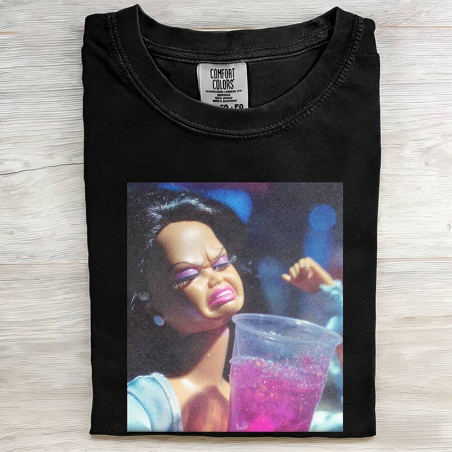 BLACK GIRL DOLL FACE PARTY DRINKING TEE