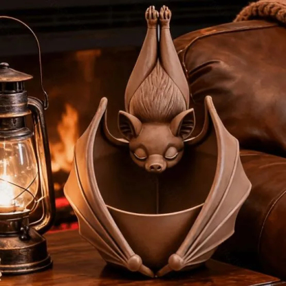 Hanging Bat Plant Pot, Bat Shaped Hanging Planter, Halloween Boho Pots, Gothic Plant Holder for Indoor Outdoor Home Garden Wall Decoration
