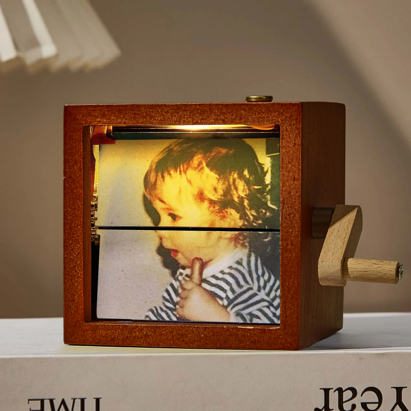 Custom Photo Flipbook Frame Animation Machine Mechanical Hand-cranked Flipbook Box Photo Album with Light Black Walnut Anniversary Gifts