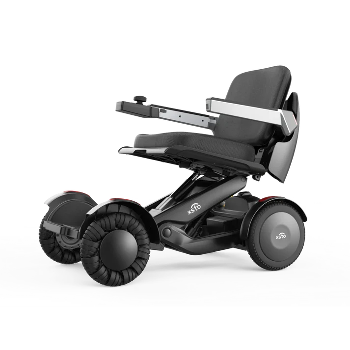 Scooter Eléctrico de Acero con Elevación Automática Personalizable para Personas con Discapacidad, con Batería Integrada, Modelo XSTO-M4, Certificado RoHS