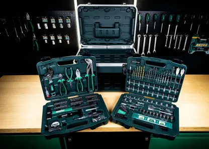 Mannesmann Werkzeugbox mit Schubladen, 163-tlg.