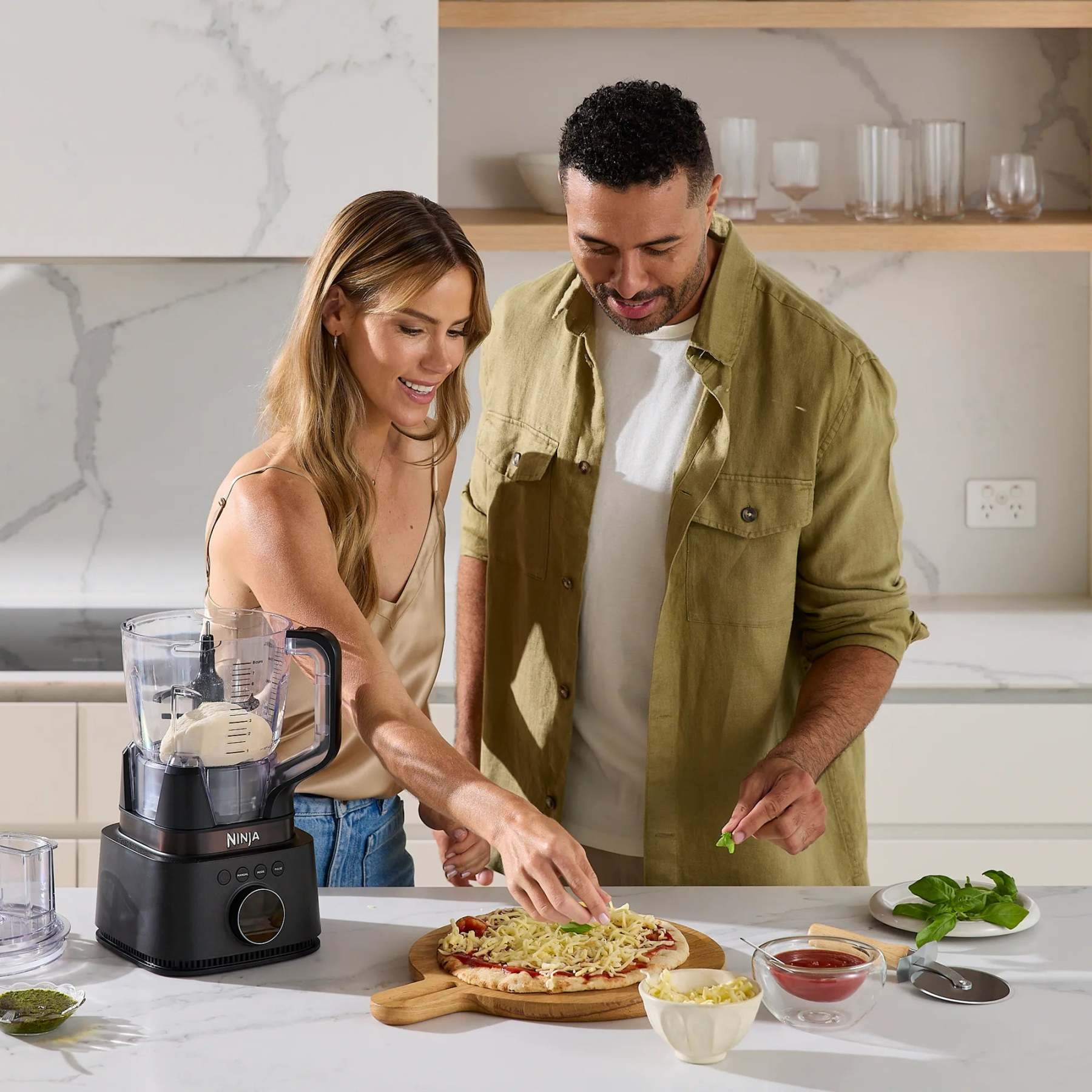 Sistema de Cocina Ninja Stealth IQ con Licuadora de Alta Potencia y Procesador Pro