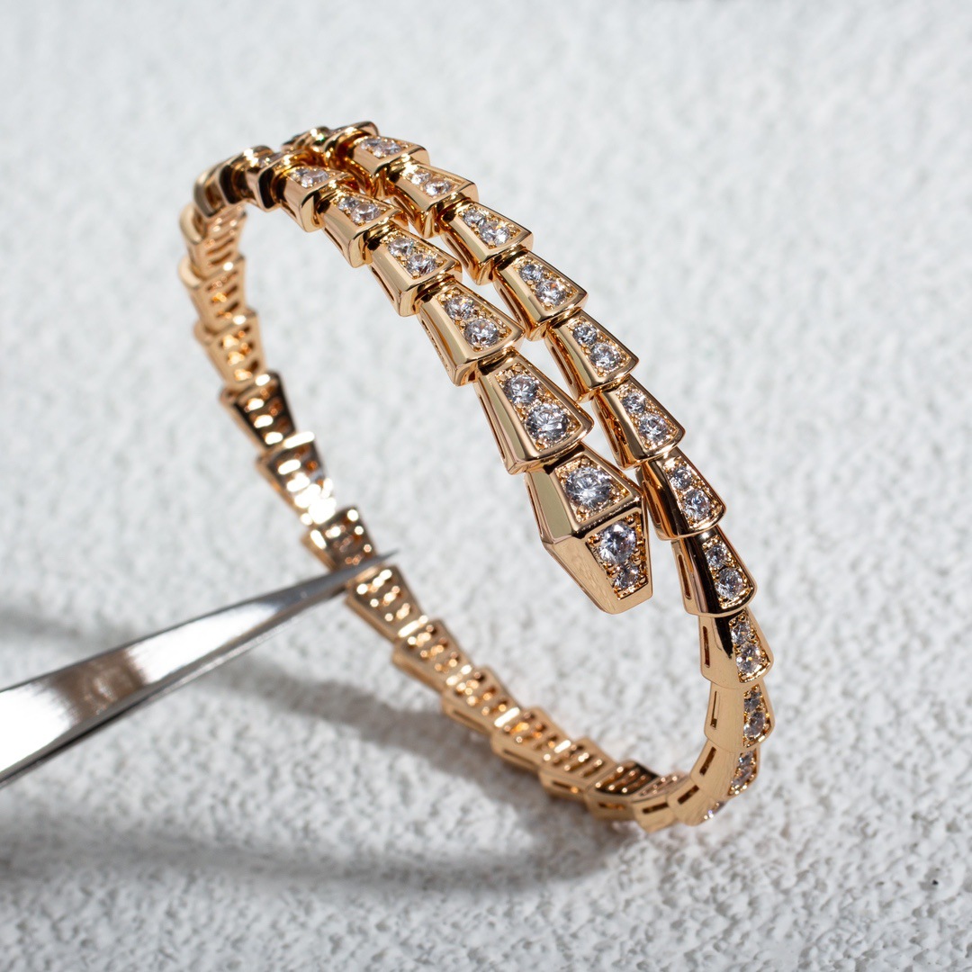 Spring snake shaped bracelet, women's 18k gold plated open snake bone bracelet, high-end snake bracelet, snake head bracelet