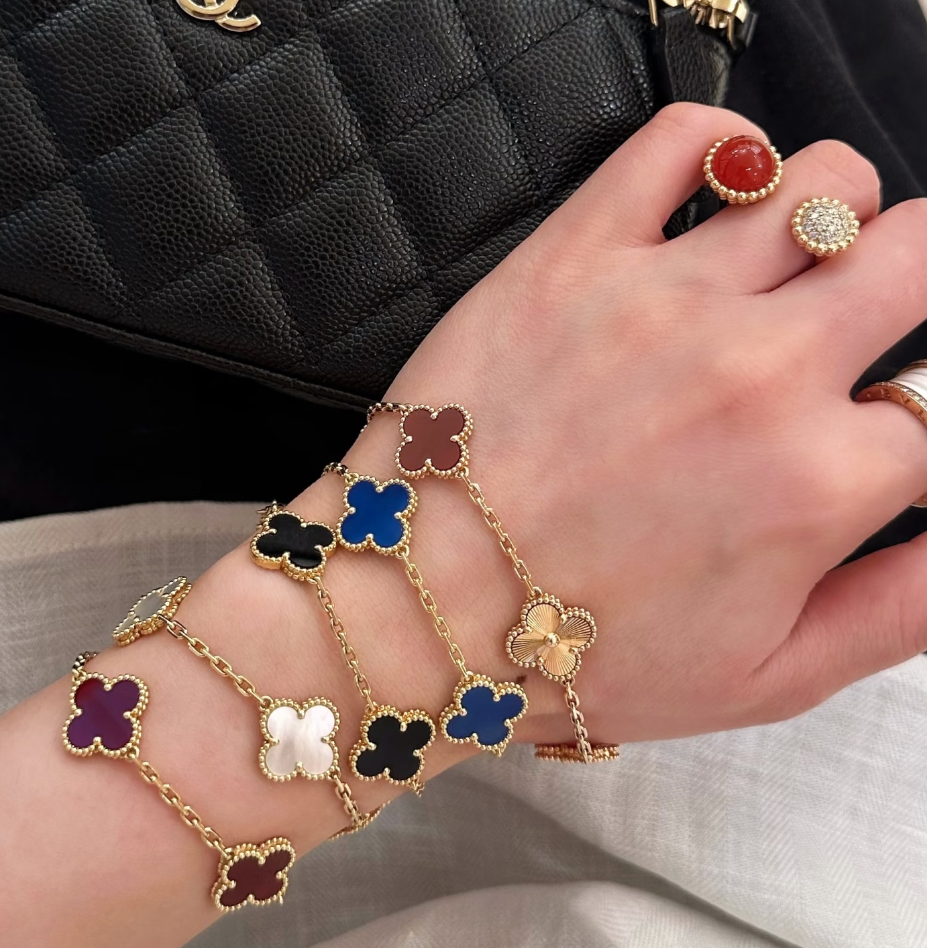 Clover and Five Flowers Bracelet for Women, 18Kv Gold Plated, New Lucky Red Agate Beimu Light Luxury Stacked Handpiece