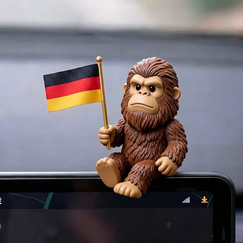 😮🐾Little Bigfoot Desk Buddy