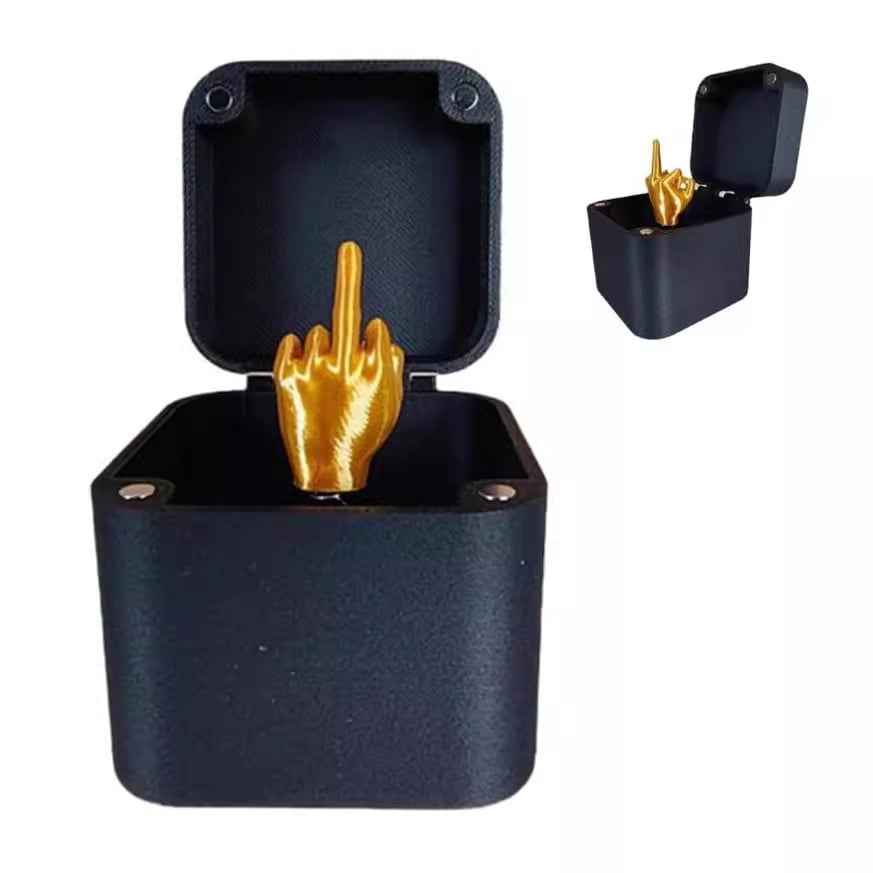 🎁 The Prank Box – Hilarious Screw Challenge with Middle Finger Surprise 🤪🖕 Perfect Gag Gift for All Occasions