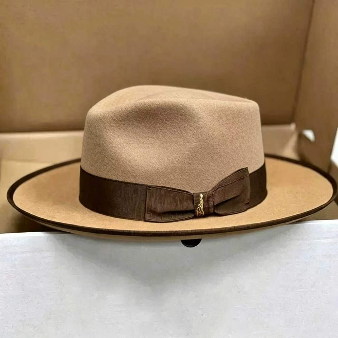 Exclusive Felt Two Tone Fox-Chocolate ( brown)