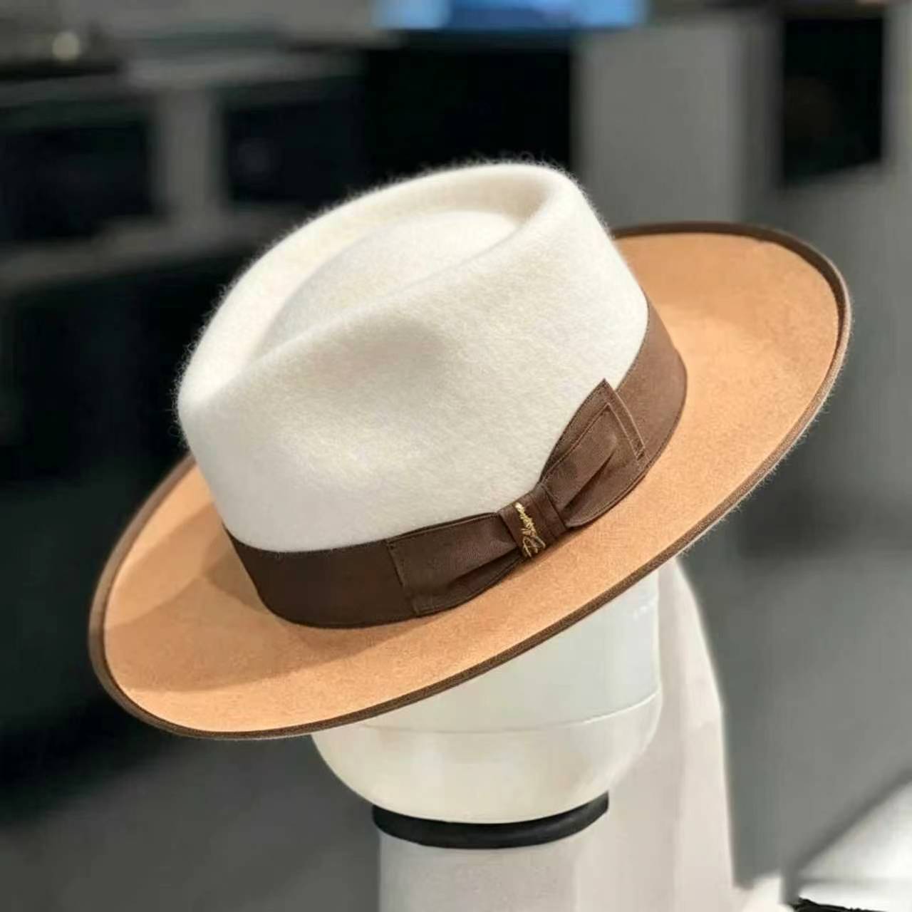 Exclusive Felt Two Tone Fox-Camel