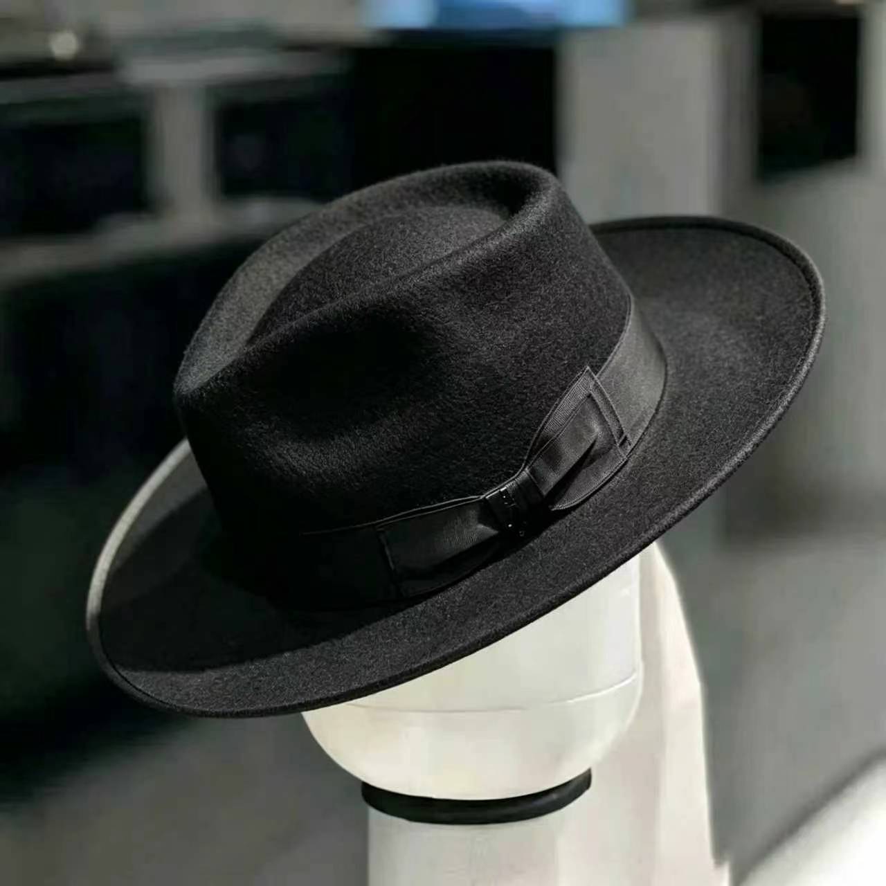 Exclusive Felt Two Tone Fox-Black