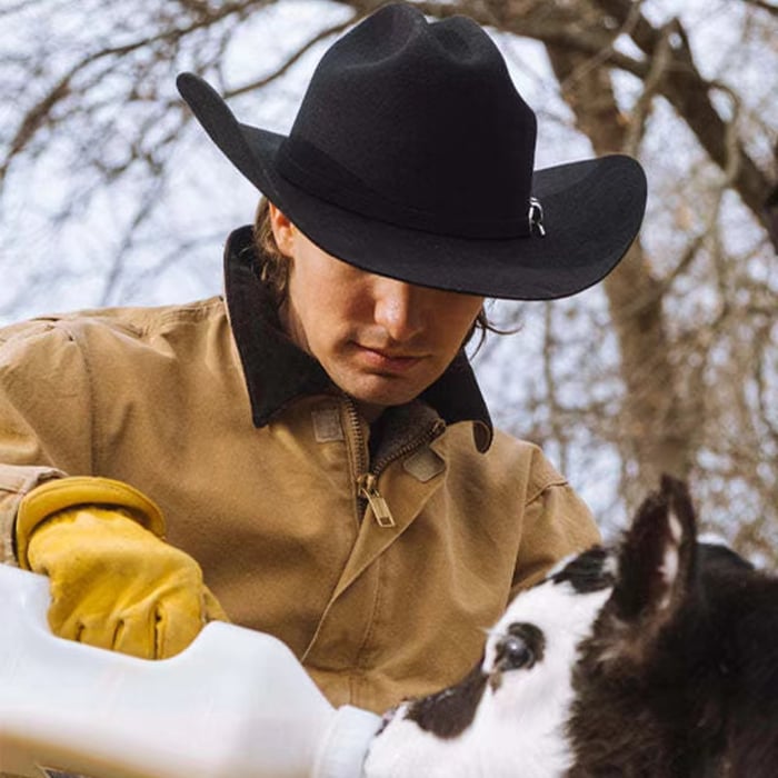 COWBOY HAT