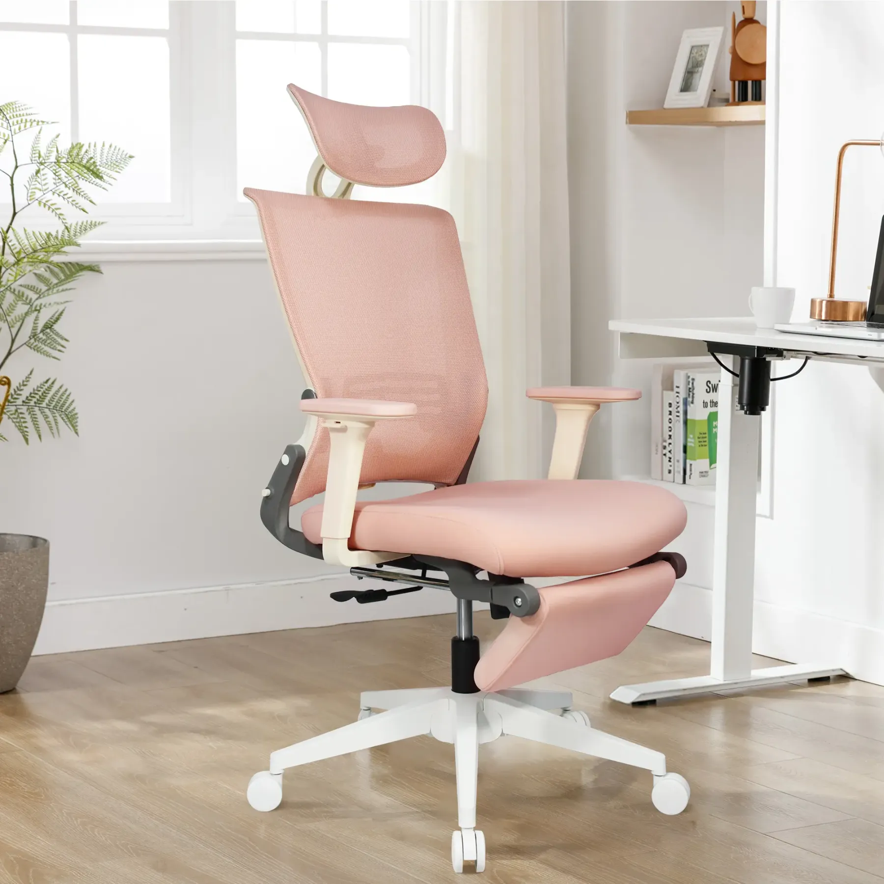 Silla Ergonómica Plegable con Reposapiés
