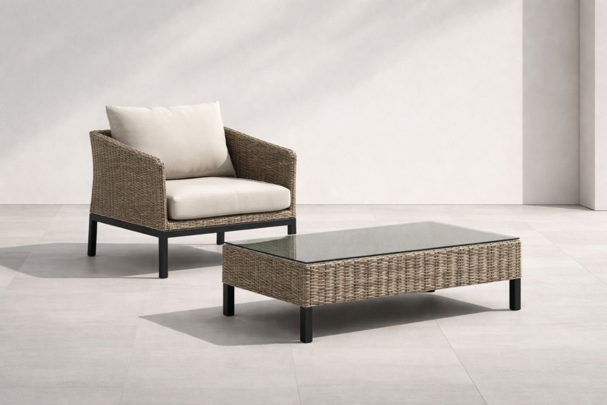 Rattan Gartenset mit Sessel und Couchtisch aus Glas, Beige