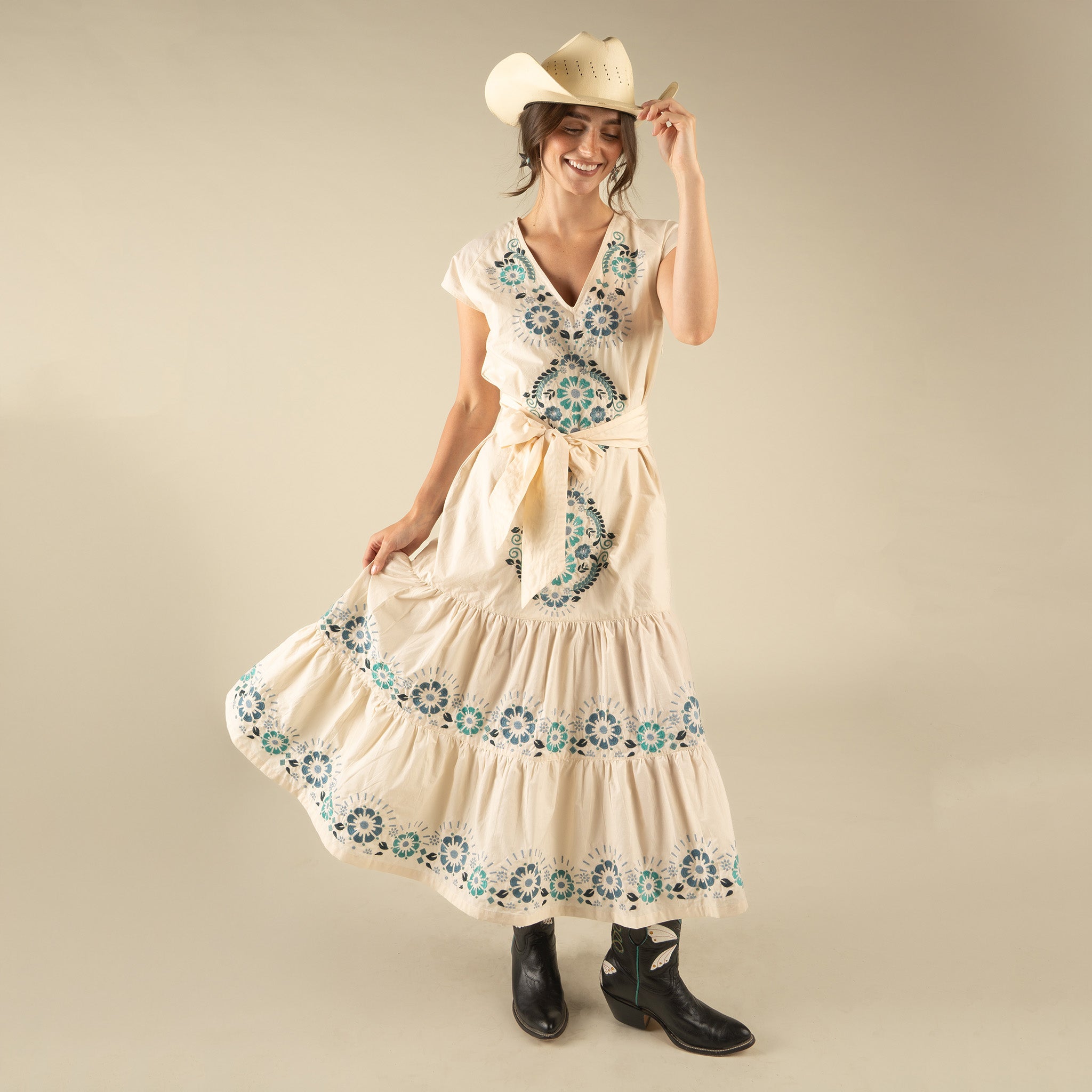The Emilia Dress多3