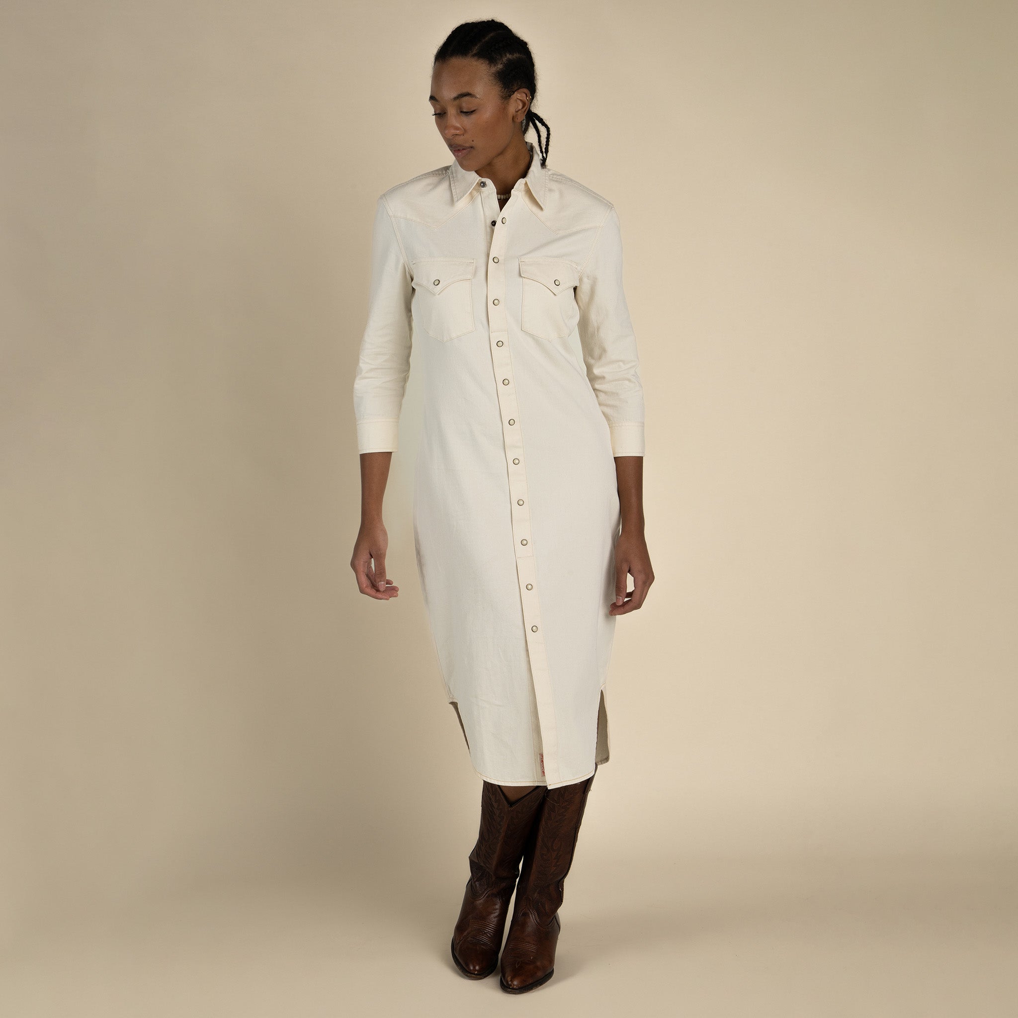 The Annie Pearl Snap Shirtdress多2