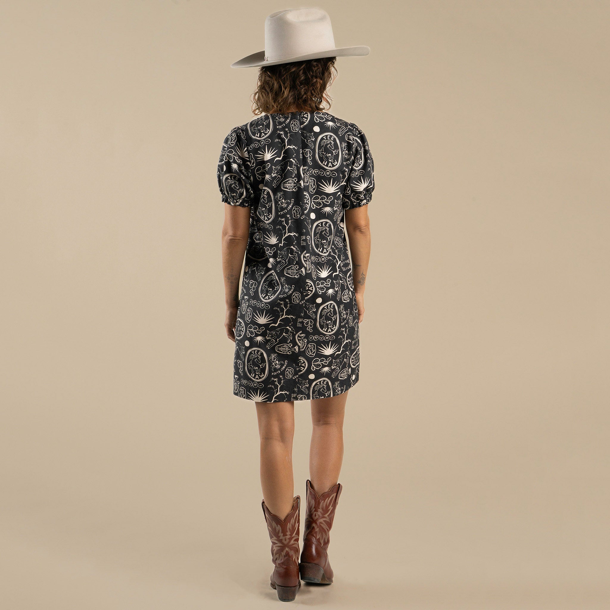 Gabriela Shift Dress多