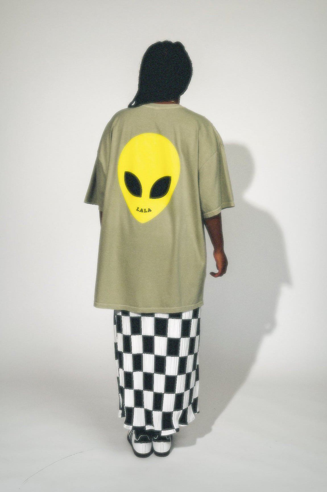 Weirdo Tee in Sage