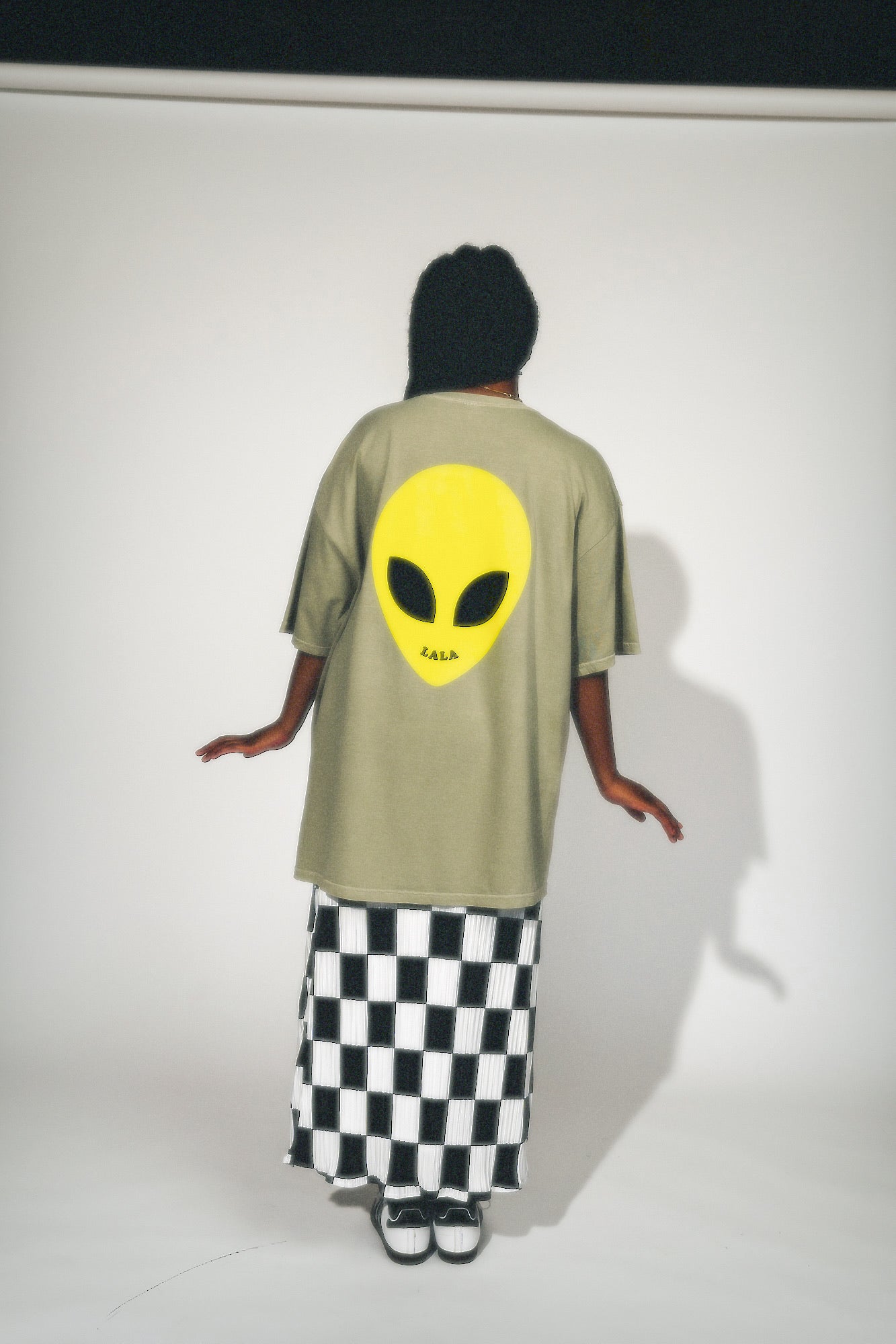 Weirdo Tee in Sage