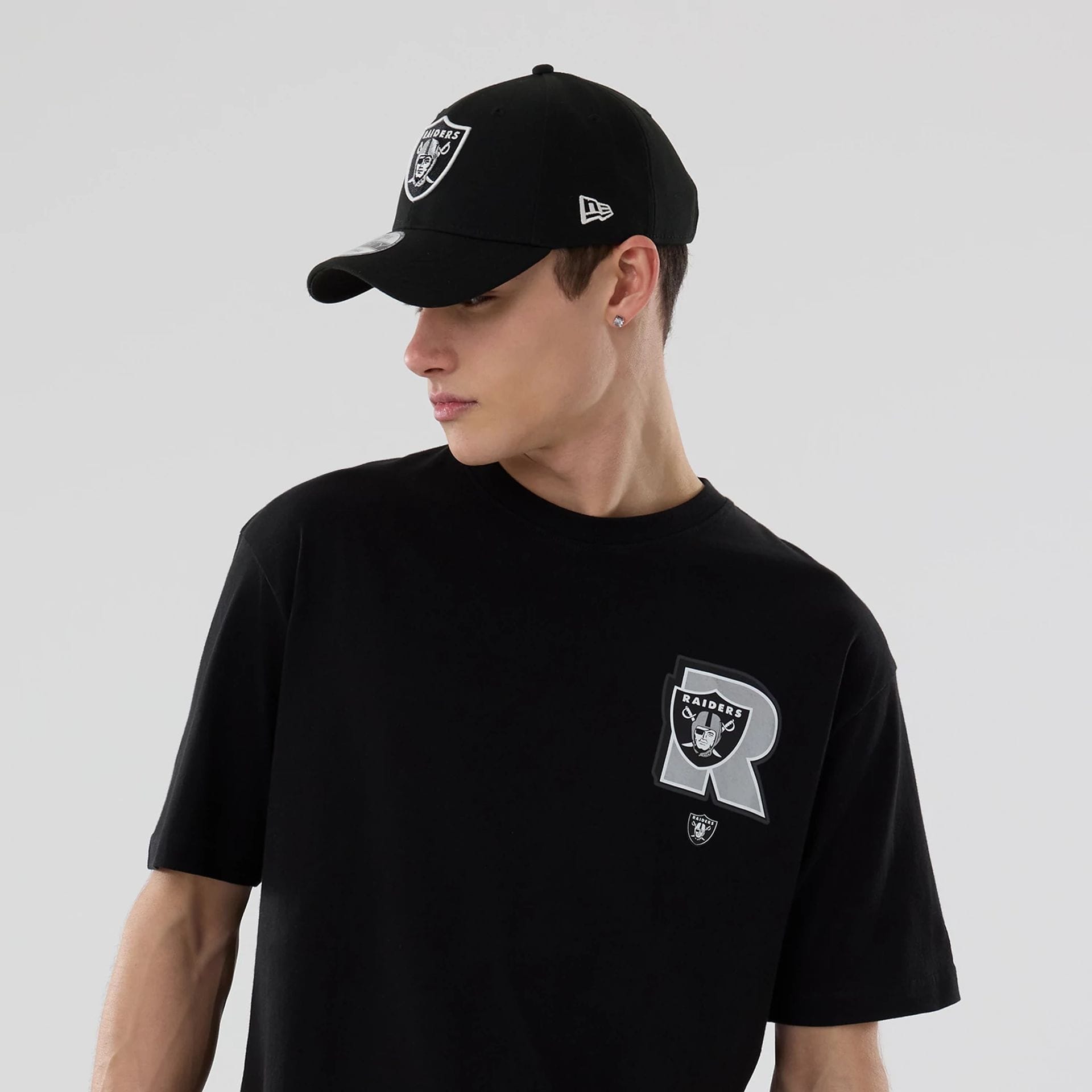 Las Vegas Raiders NFL Graphic Black T-Shirt