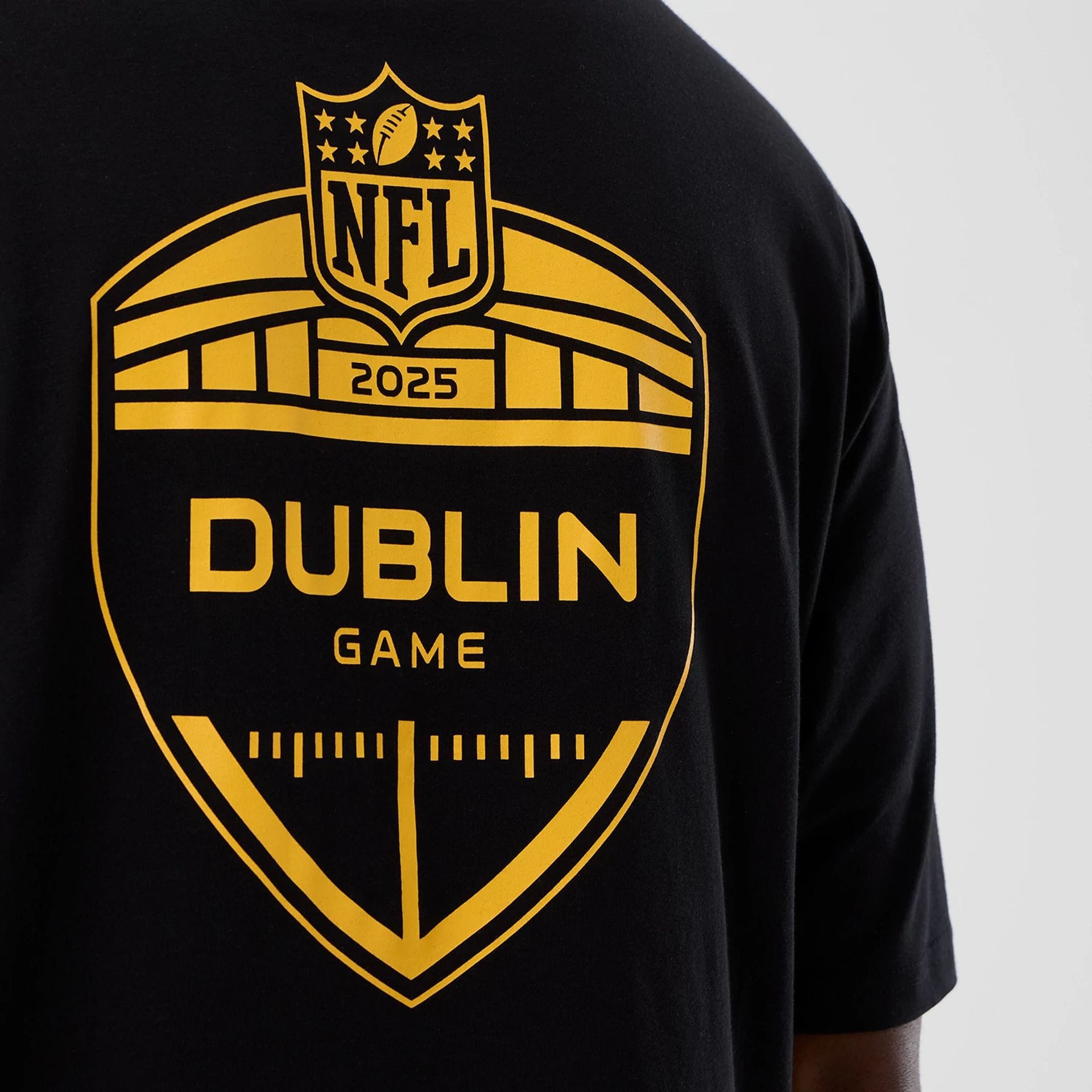 Pittsburgh Steelers NFL International Series Games Black Oversized T-Shirt