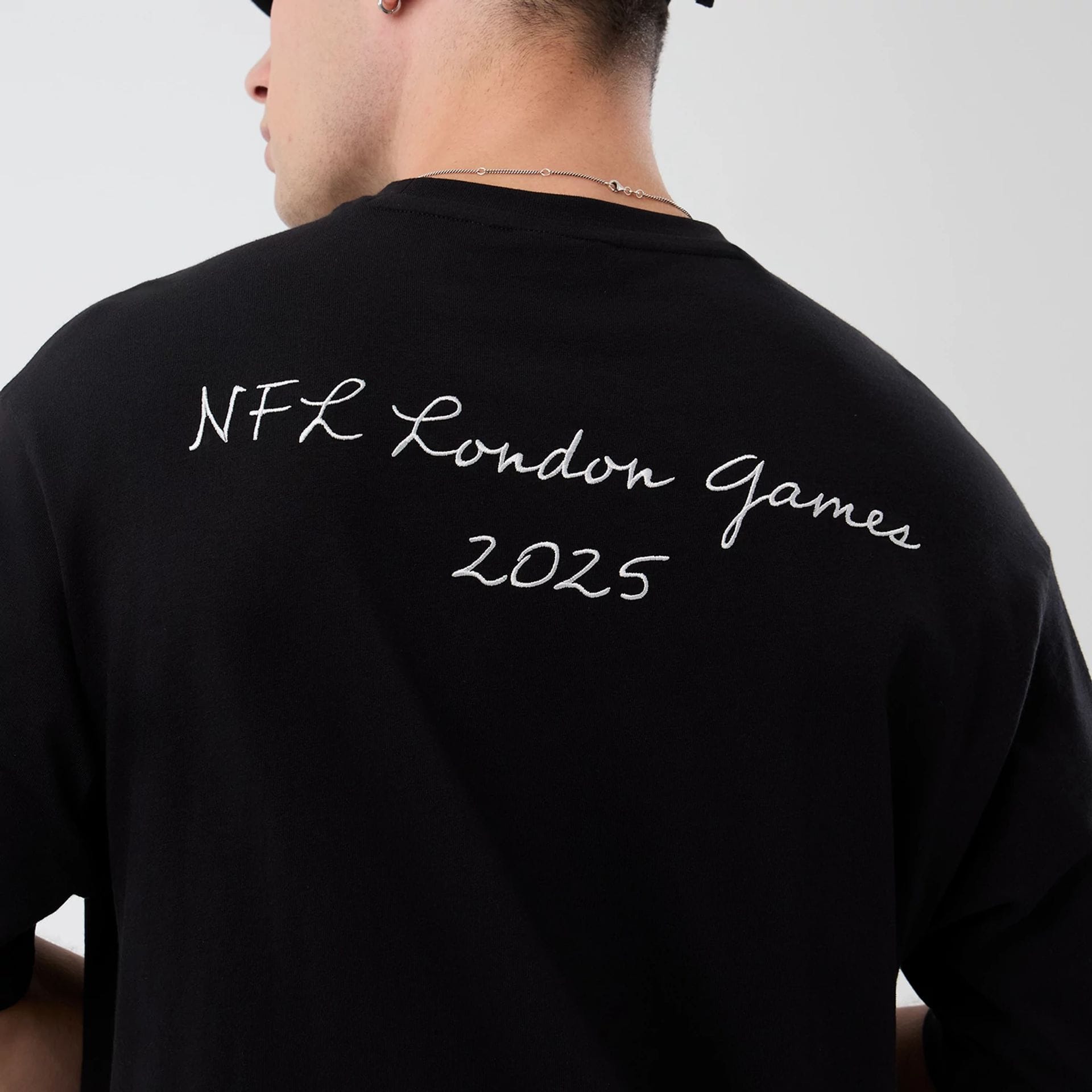 Jacksonville Jaguars NFL International Series Games Black Oversized T-Shirt