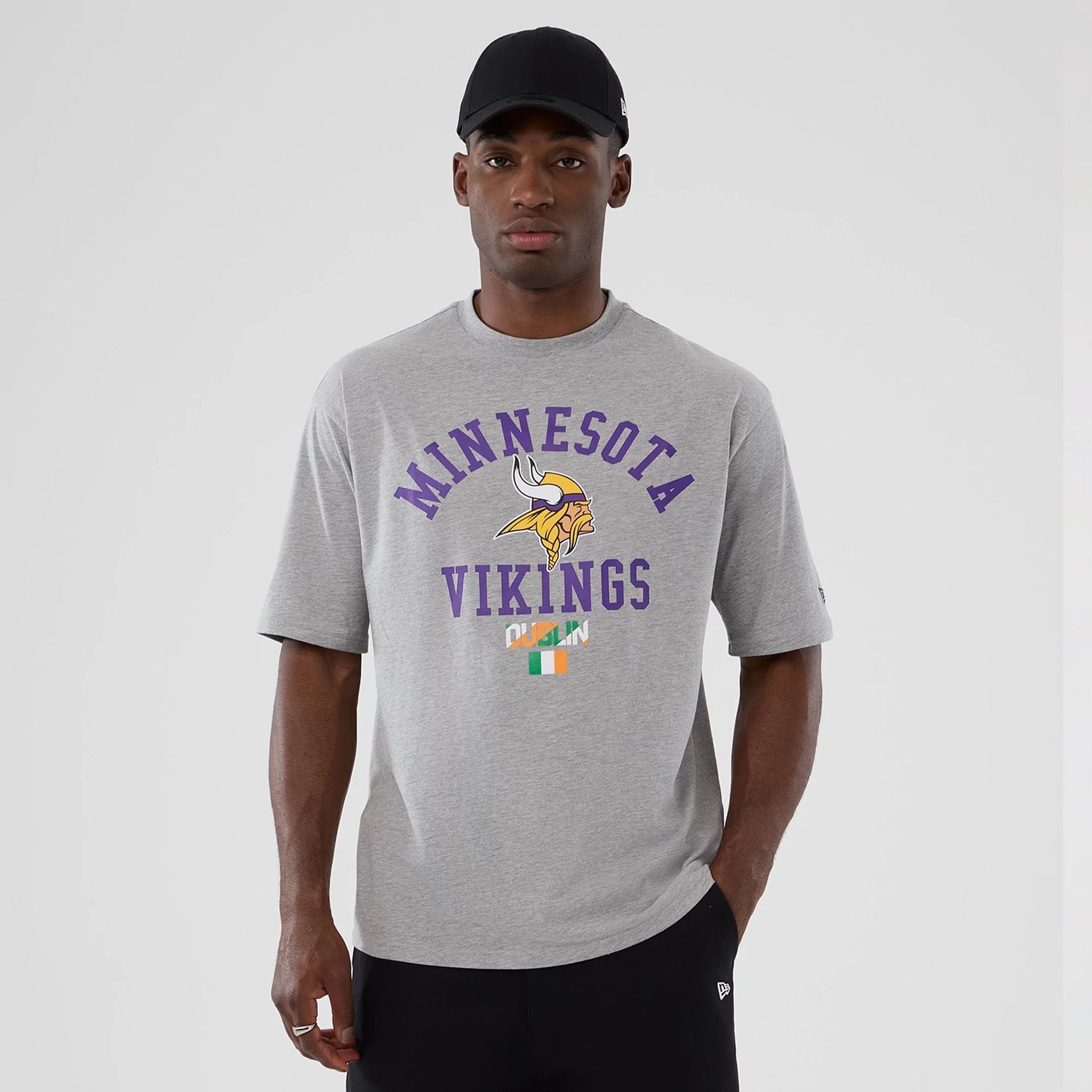Minnesota Vikings NFL International Series Games 2025 Grey Oversized T-Shirt