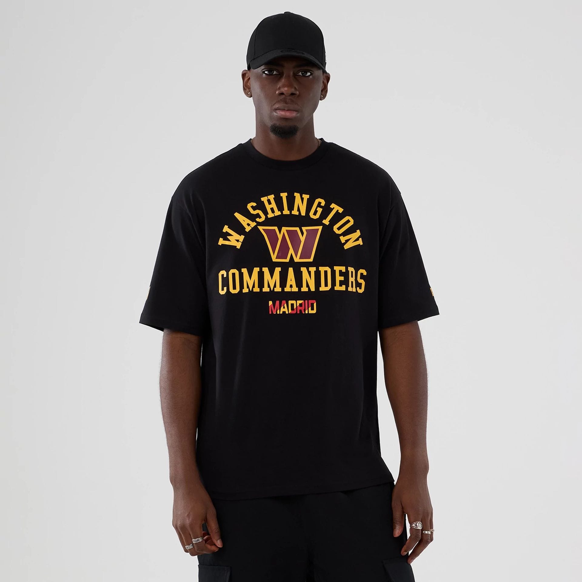 Washington Commanders NFL International Series Games 2025 Black Oversized T-Shirt