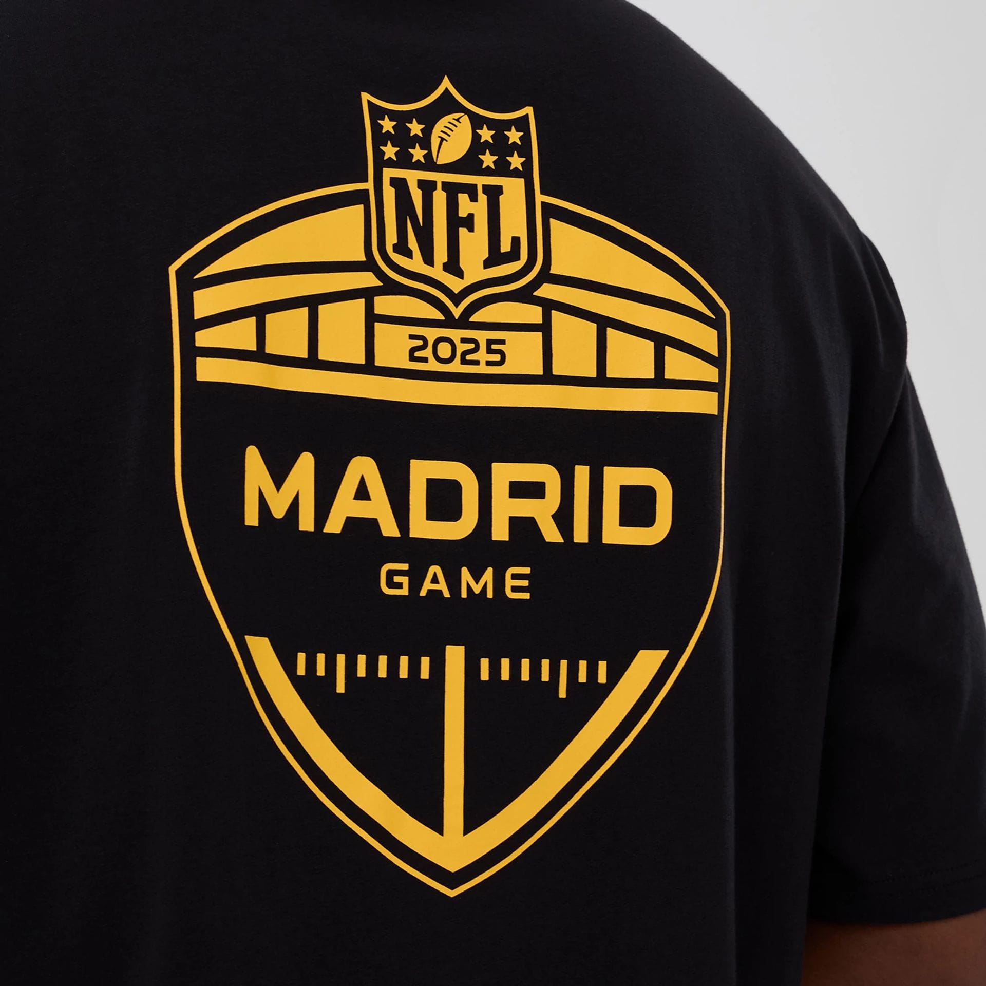 Washington Commanders NFL International Series Games 2025 Black Oversized T-Shirt