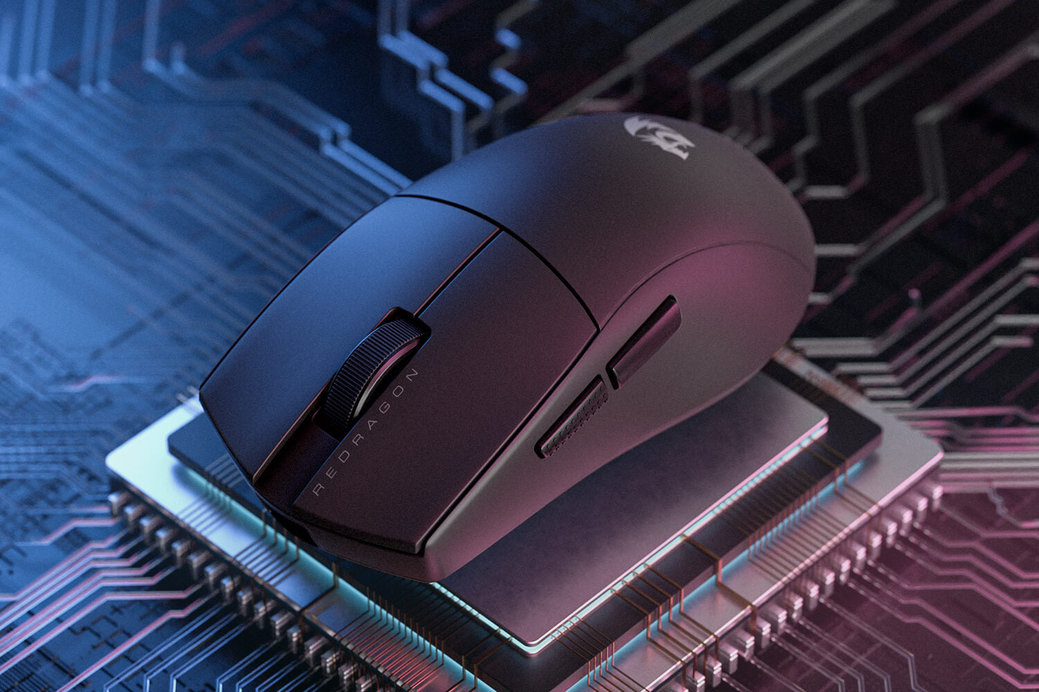 Black K1NG M916 PRO wireless mouse placed on a chip, demonstrating its precision control capabilities