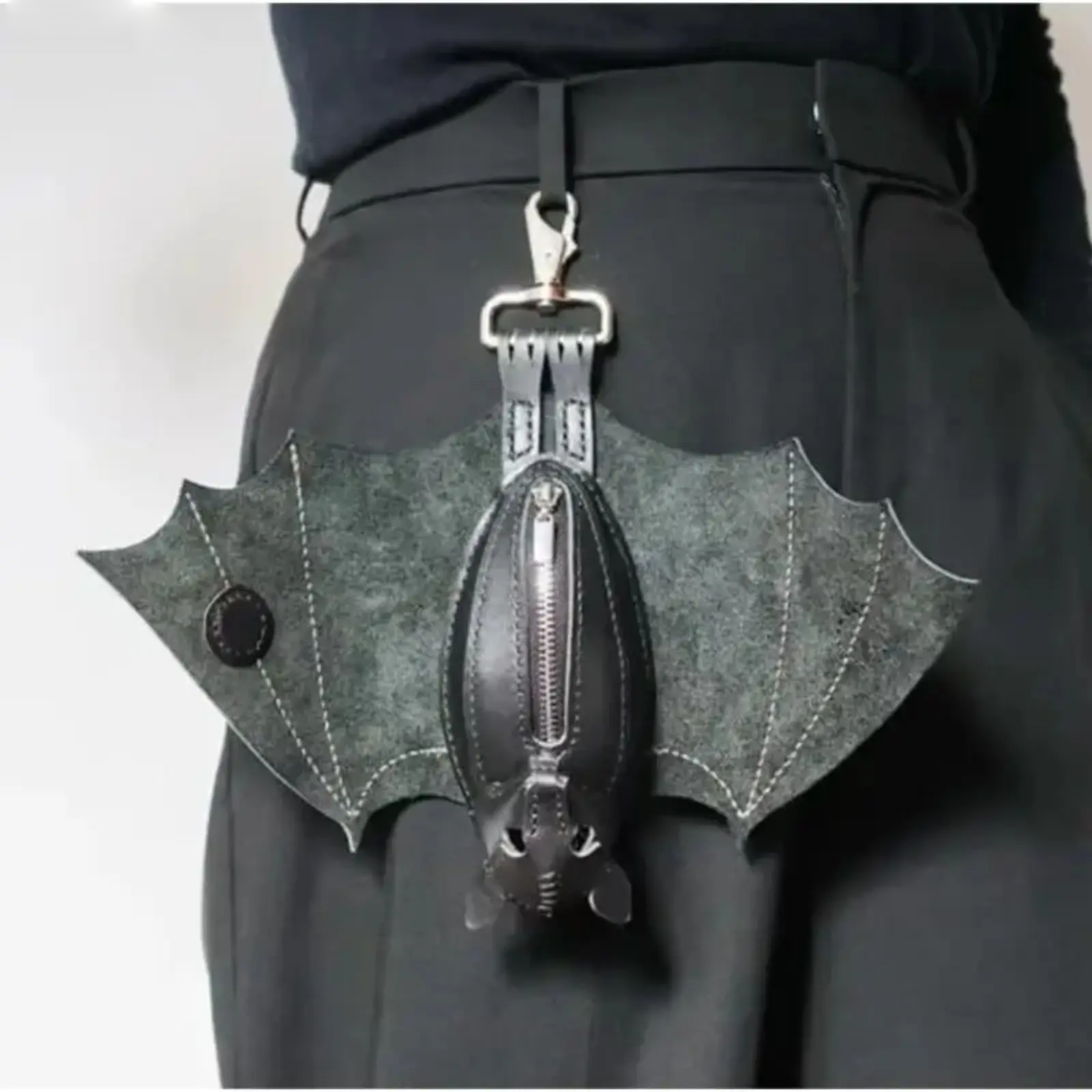 💥2026 HOT SALE💥Leather Bat Coin Purse,Handmade Folding Bat Wallet，used for belt rings, backpacks or handbags