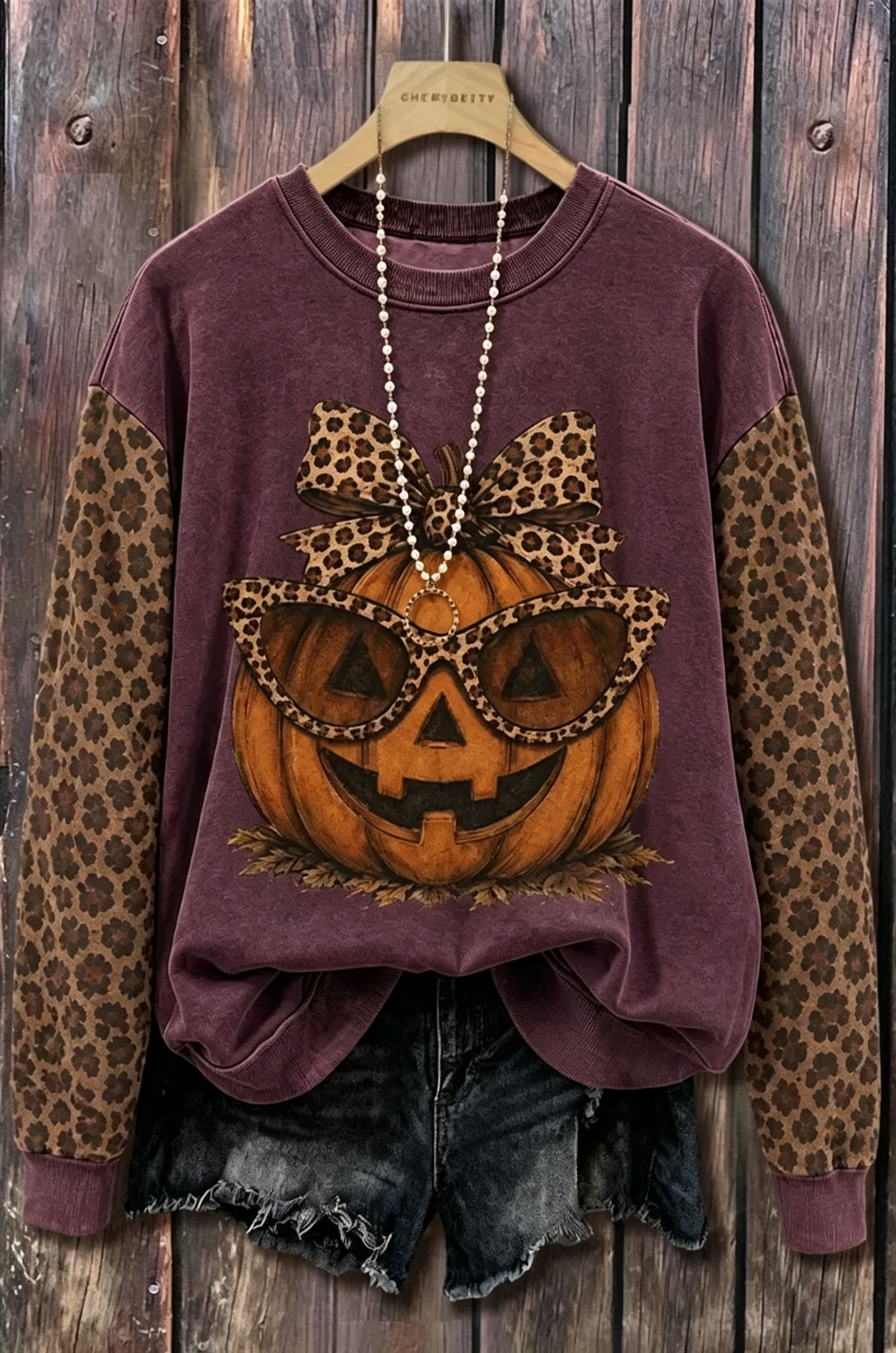 Vintage Halloween Leopard Pumpkin Print Sweatshirt