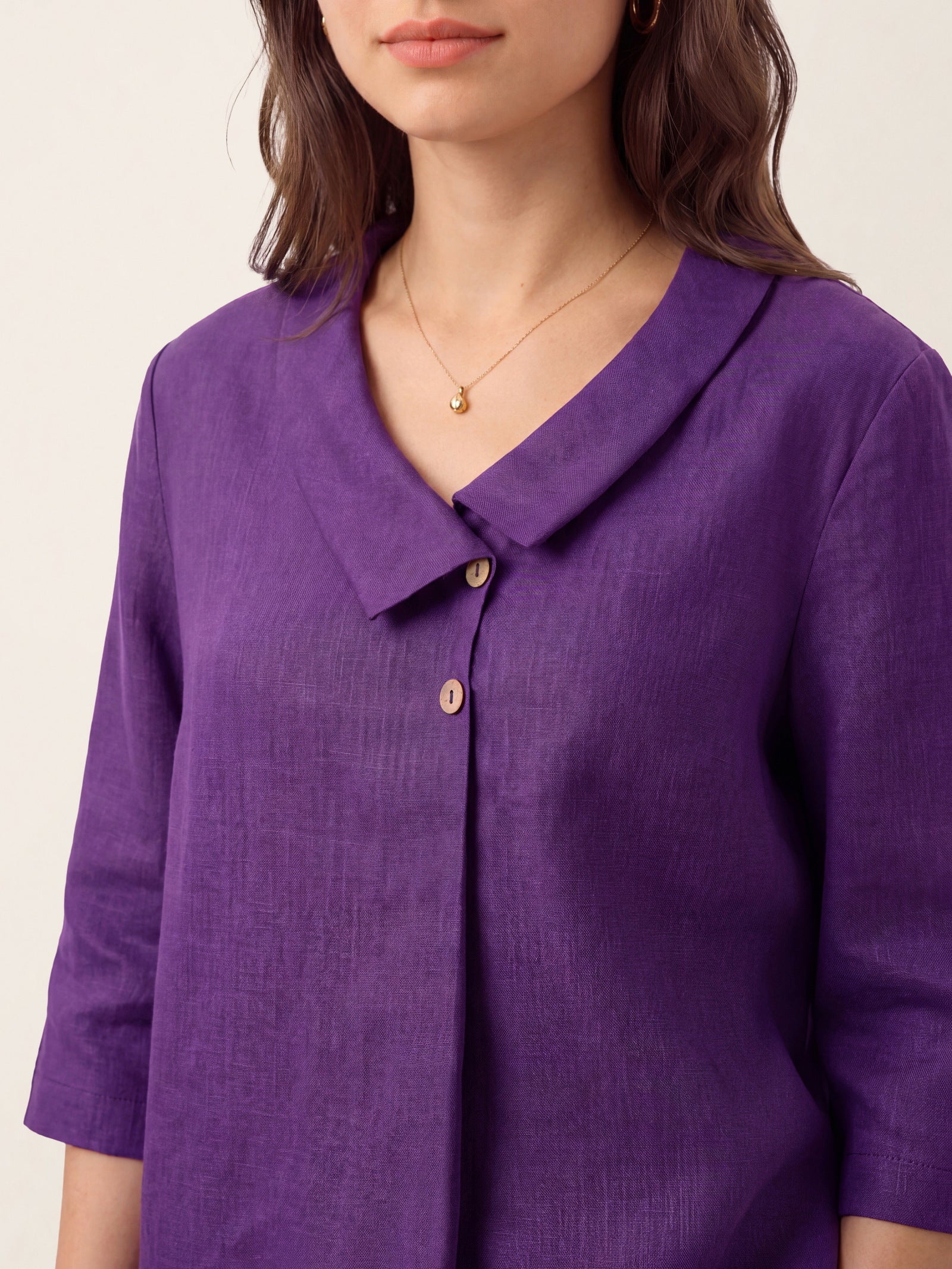 Women's 100% Linen Long-Sleeve Top with Asymmetric Neckline and Inverted Pleat